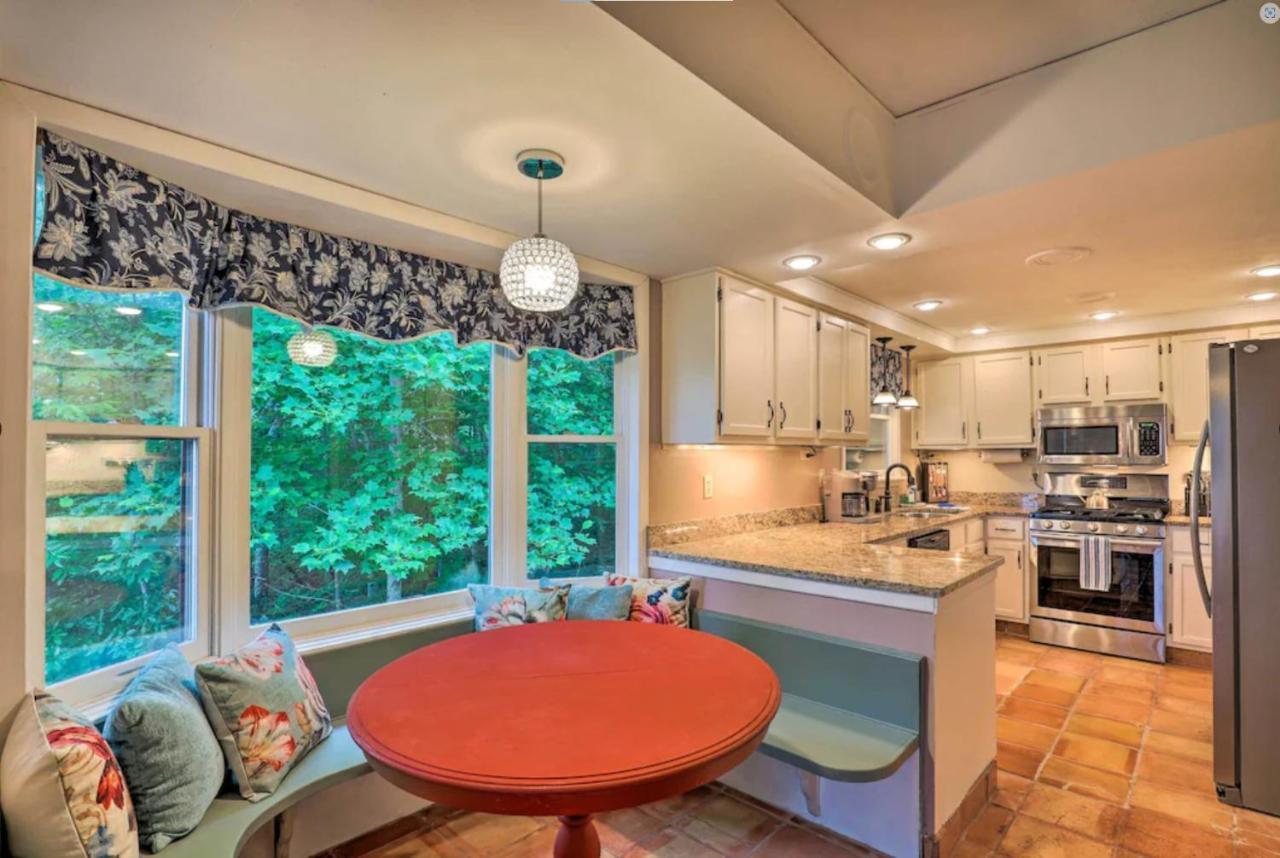 Roamer'S Respite - A Prime Location With Scenic Views For Your Ultimate Retreat Sylva Esterno foto