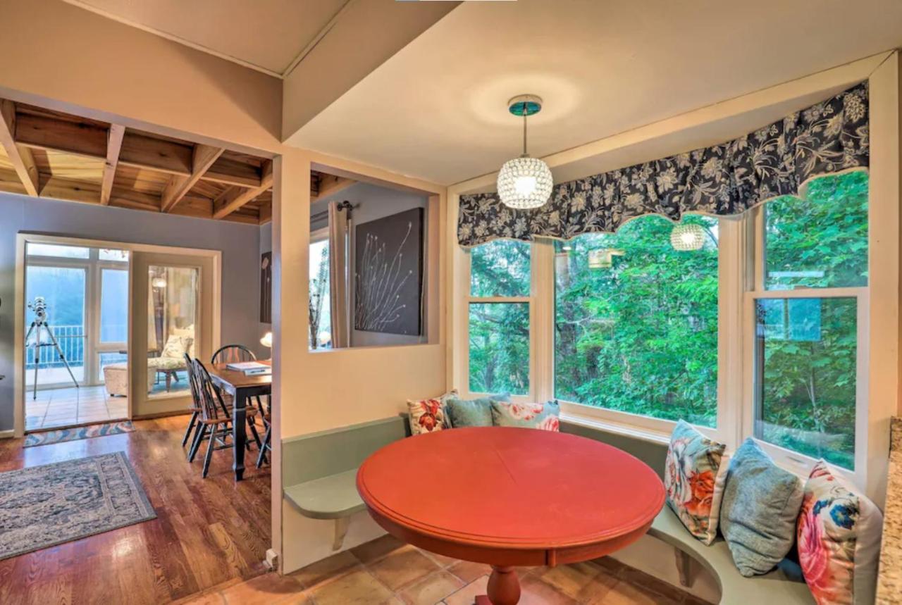 Roamer'S Respite - A Prime Location With Scenic Views For Your Ultimate Retreat Sylva Esterno foto