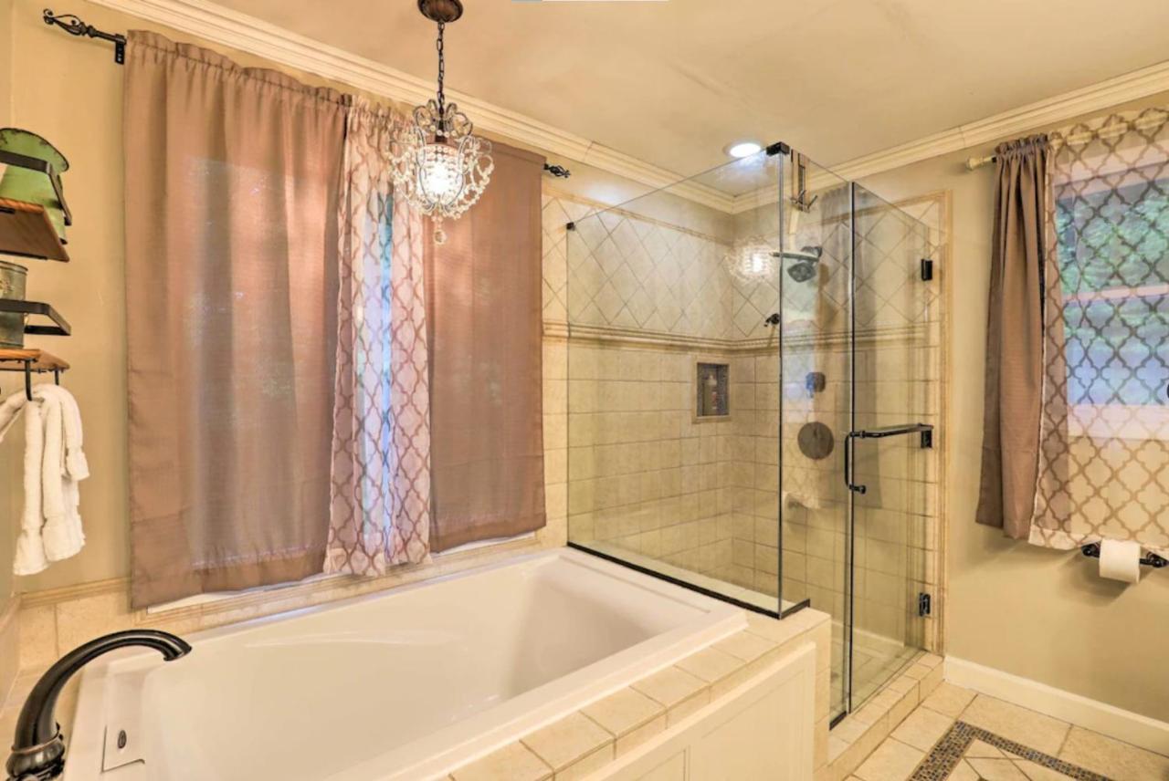 Roamer'S Respite - A Prime Location With Scenic Views For Your Ultimate Retreat Sylva Esterno foto